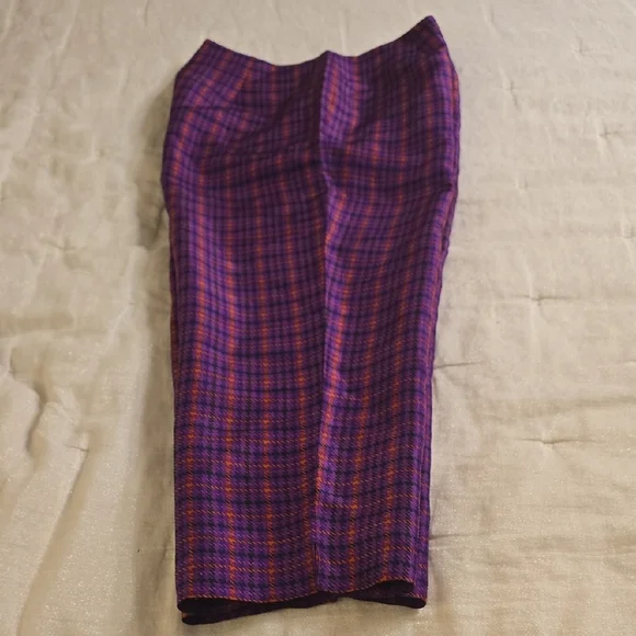 Silk Allison Taylor Women's Vibrant Plaid Capris